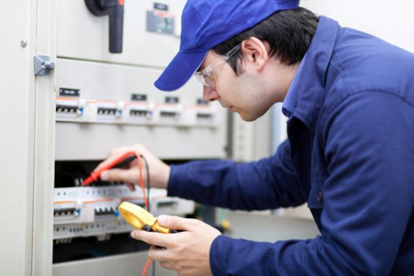 Why Hiring An Electrician In Sutherland Shire Is Crucial? image