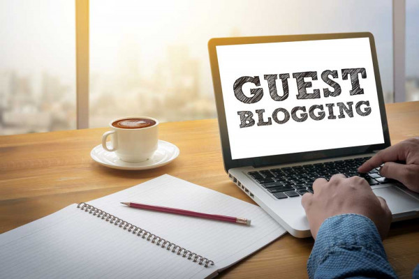 Top Advantages Of Guest Blogging Services image