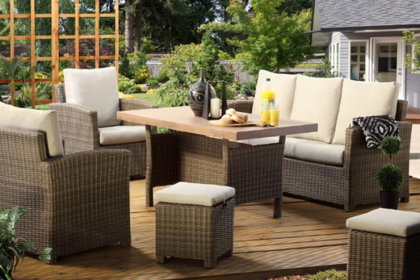 Guide to Choosing the Right Outdoor Furniture image